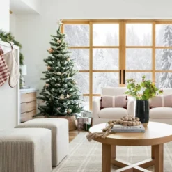 Elroy Faux Shearling Accent Chair With Wood Legs - Threshold™ Designed With Studio McGee -Homcom Store GUEST 2388a889 e0bb 4ce8 933f 7e709c60b0ed