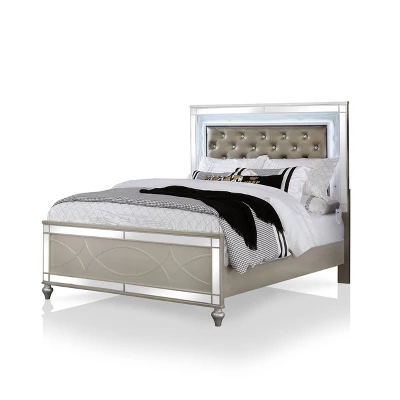 3pc Queen La Mesa Bed Nightstand And Dresser Set Silver - HOMES: Inside + Out 2 3pc Queen La Mesa Bed Nightstand And Dresser Set Silver - HOMES: Inside + Out - Image 2