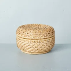 Woven Basket With Lid Natural - Hearth & Hand™ With Magnolia 8 Woven Basket With Lid Natural - Hearth & Hand™ With Magnolia -Homcom Store GUEST cd13636c be60 427b b7e0 6ad52733400f